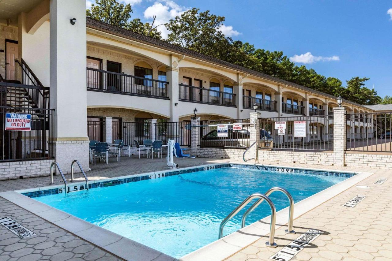 Motel 6 Tyler Extérieur photo