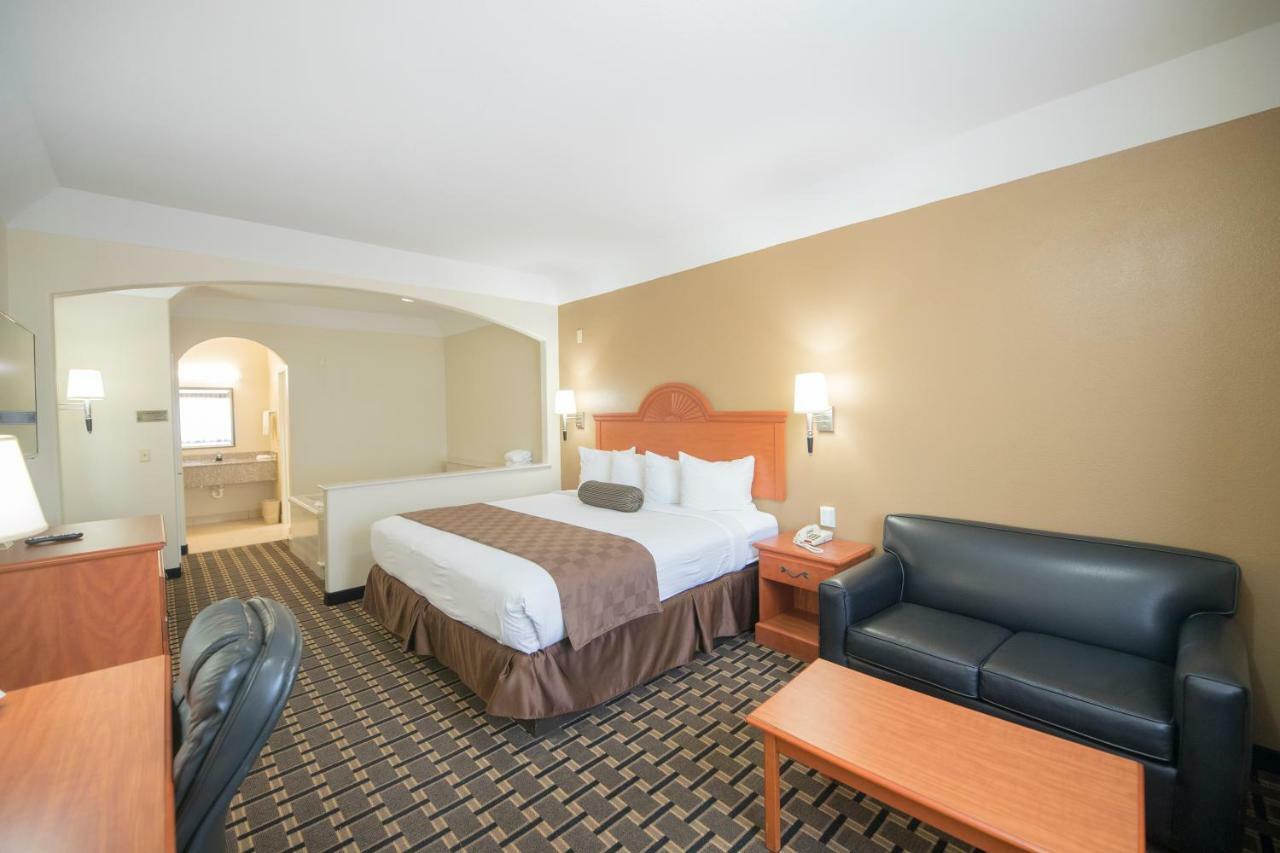 Motel 6 Tyler Extérieur photo